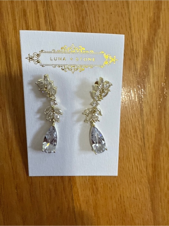 Luna + Stone Jewelry - LUNA + STONE Alfina Earrings NWT